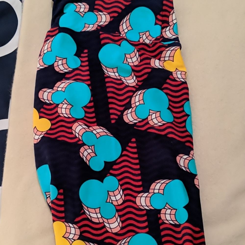 Laroe OS Disney Mickey leggings